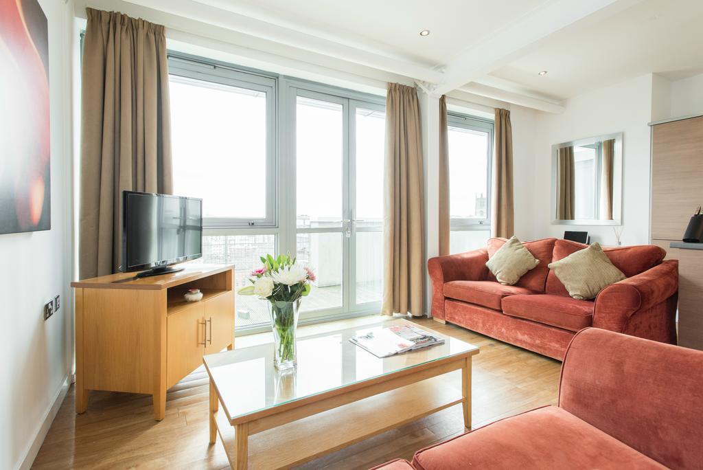 Premier Suites Nottingham Extérieur photo