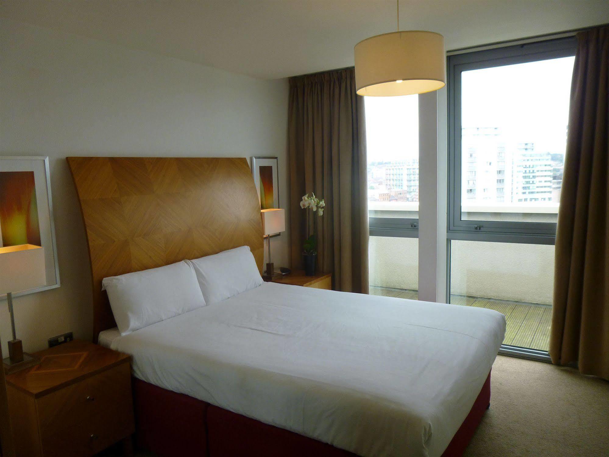 Premier Suites Nottingham Extérieur photo