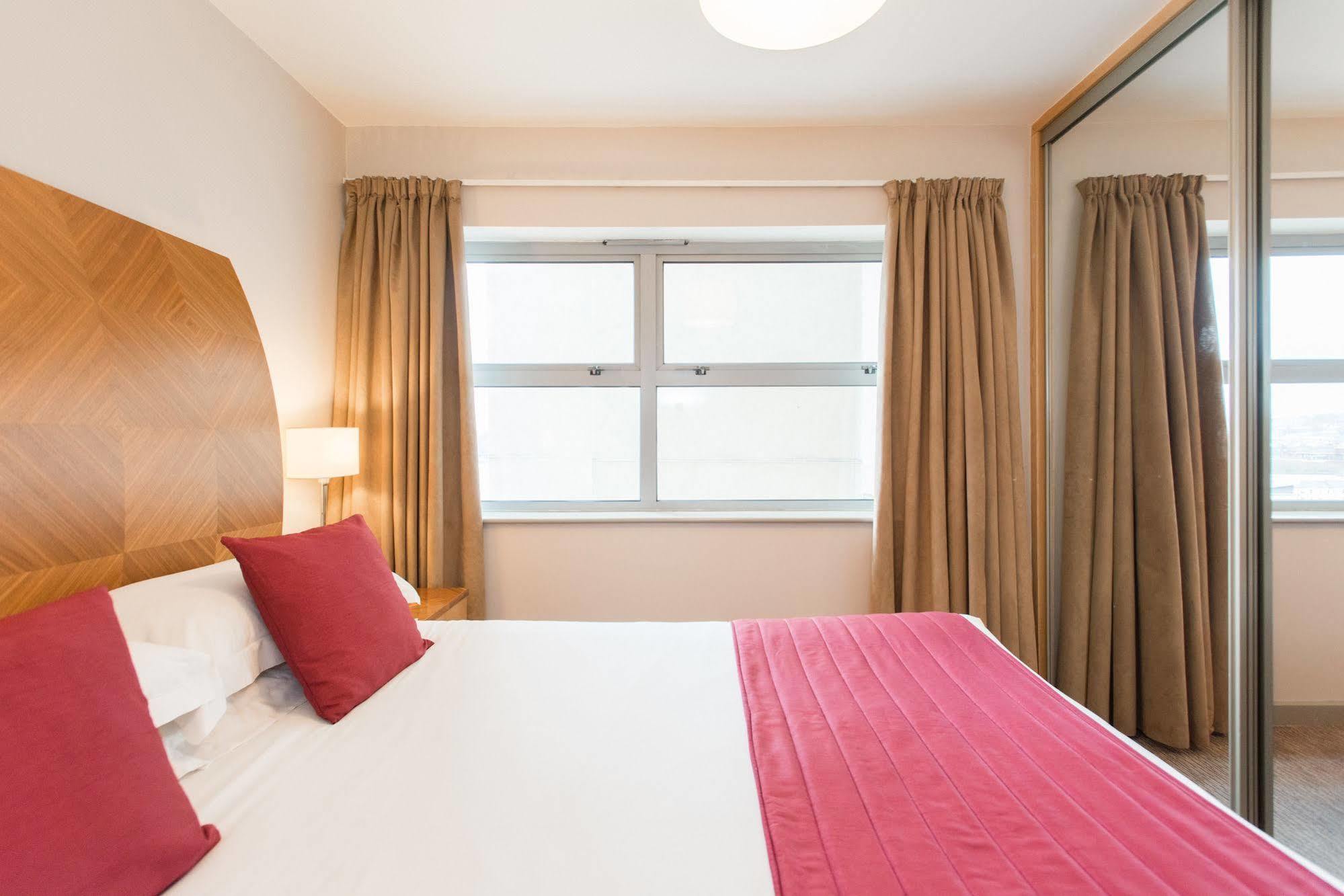Premier Suites Nottingham Extérieur photo