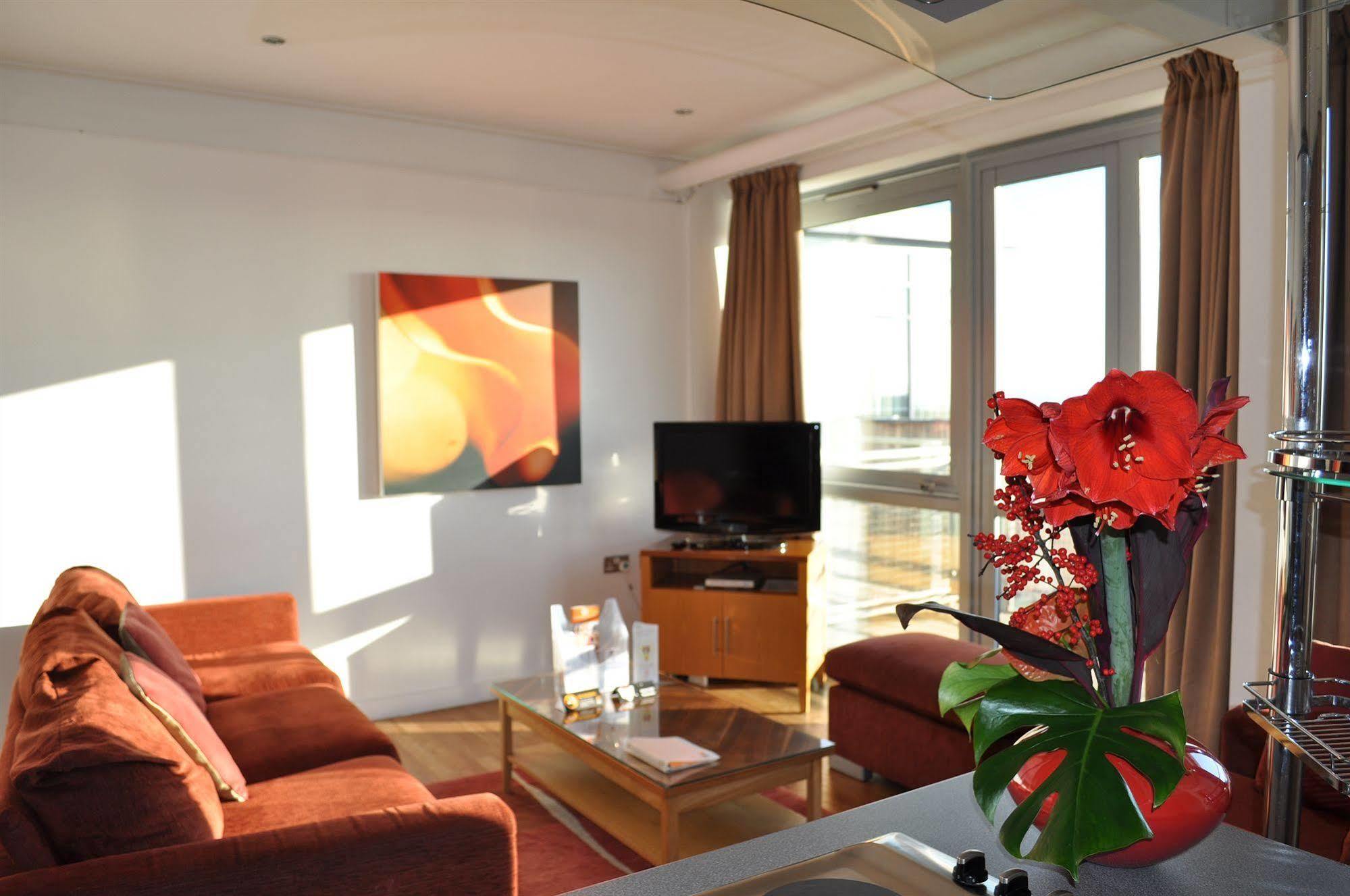 Premier Suites Nottingham Extérieur photo