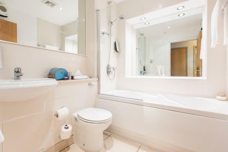 Premier Suites Nottingham Extérieur photo